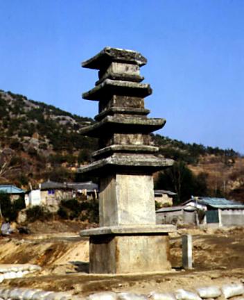 Five storied stone pagoda in Manboksa temple site