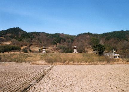 Short Distance View of Gameunsa Temple Site