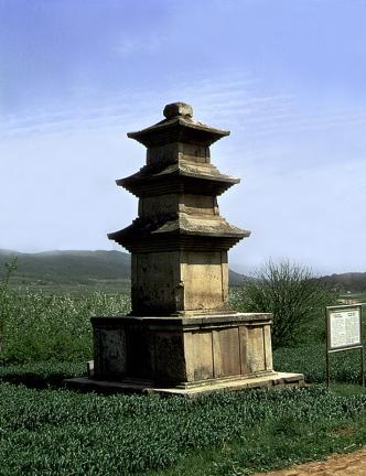 Three Storied Stone Pagoda in Guhwang-dong, Gyeongju