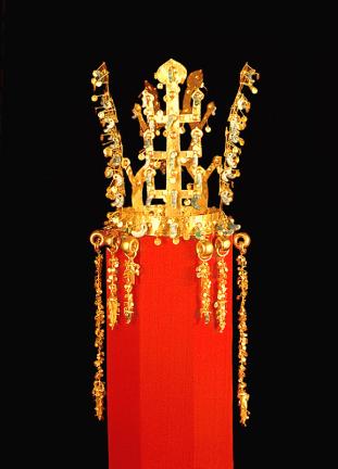 Gold Crown with Pendants from the North Mound of Royal Tomb No.98