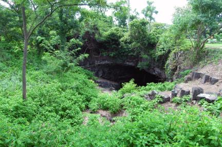 Enterance of Gimnyeonggul cave