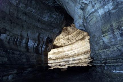 Passage of Manjanggul cave