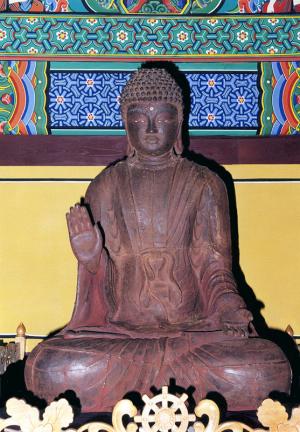 Iron seated Nosana buddha statue in Samhwasa temple