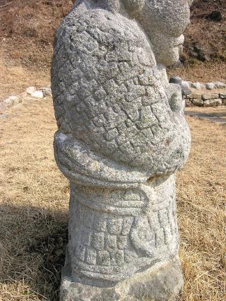 Armor design of stone man