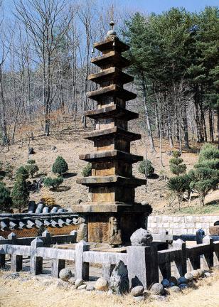 Multi-story pagoda of Daewonsa Temple