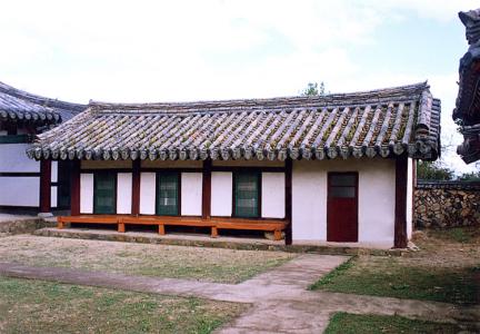 Hall in the east