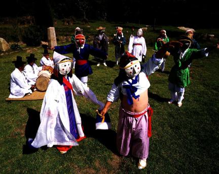 Byeolsandae mask dance-drama of Yangju