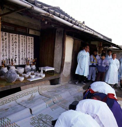 Village ritual of Eunsan
