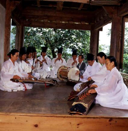 Hyangjejul local music in Gurye