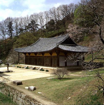 Muryangsujeon Hall in Buseoksa Temple