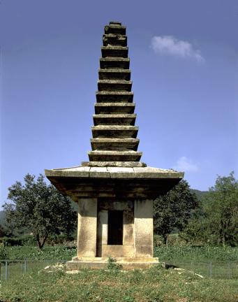 Thirty Three Storied Stone Pagoda in Jeonghyesa Temple Site