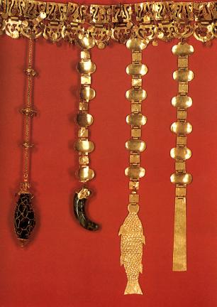 The Part of Girdle and pendants from Geumgwanchong(Golden Crown Royal Tomb)