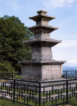 Three Storied Stone Pagoda in Cheongnyangsa Temple